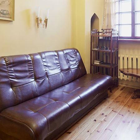 Cozy Apartment In Gothic Style House In The Heart Of The Old Town فيلنيوس المظهر الخارجي الصورة